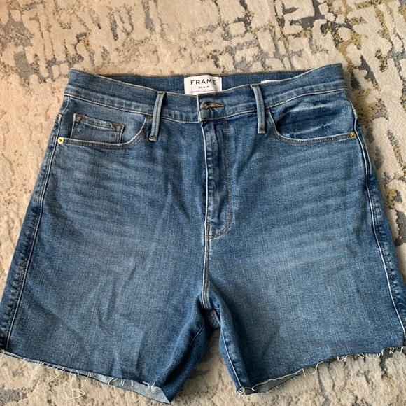 Like new Frame high waisted denim shorts - Picture 1 of 3